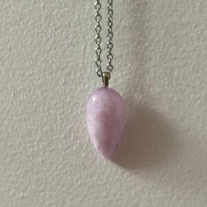 Elegant Pink Kunzite Crystal Pendant Necklace
